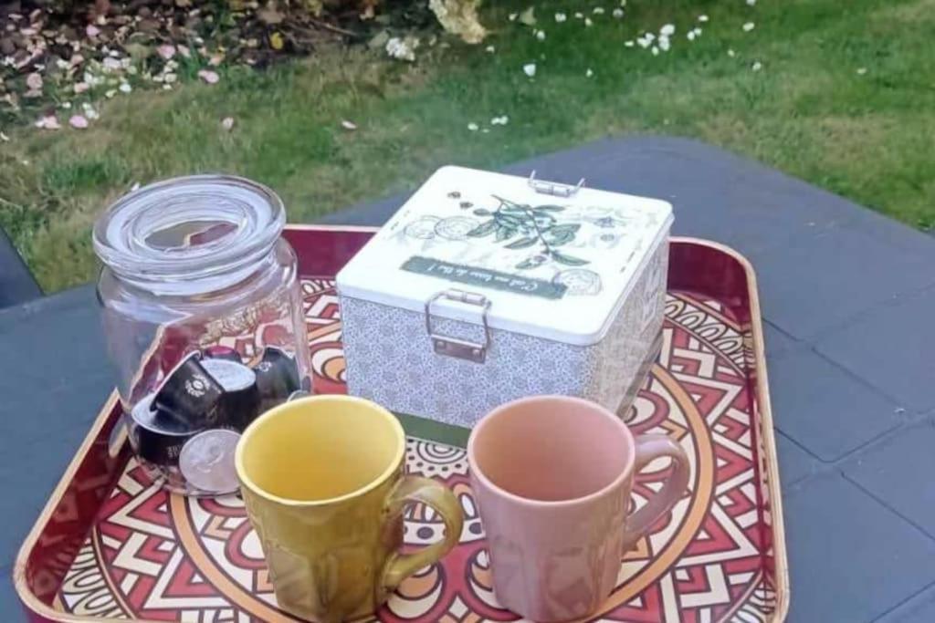 Le Numero 5 بار لو دوك المظهر الخارجي الصورة
